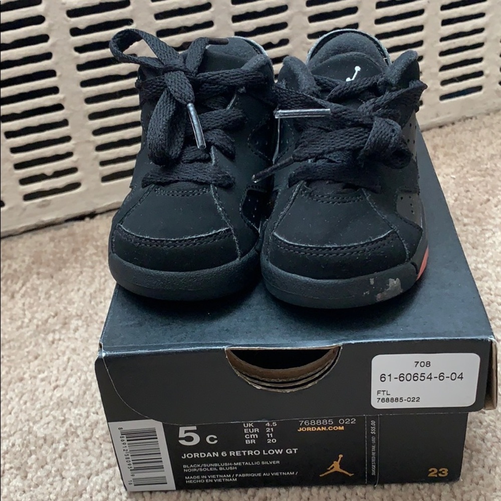 Jordan 6 Low